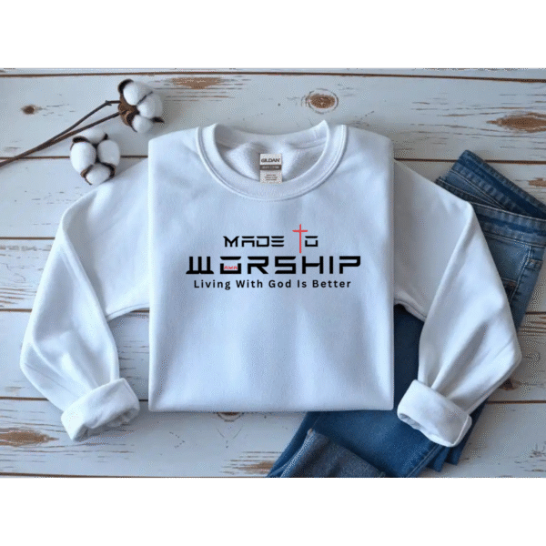 “Made to Worship” Christian Sweatshirt – Faith & Streetwear Edition | VISTE AMA